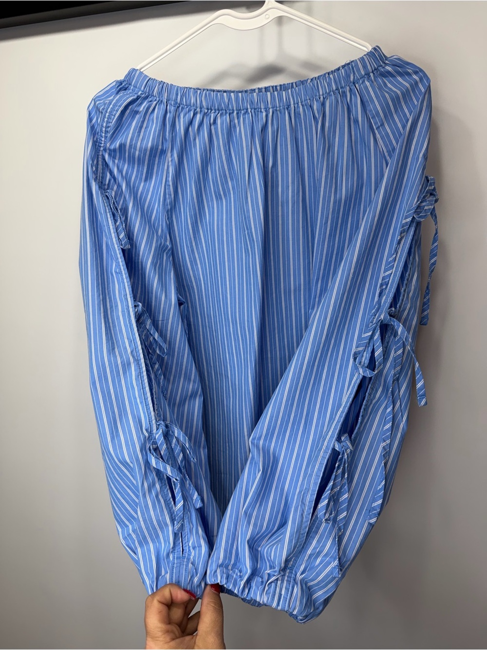 Blue & White striped peasant blouse | size medium - Picture 7 of 10